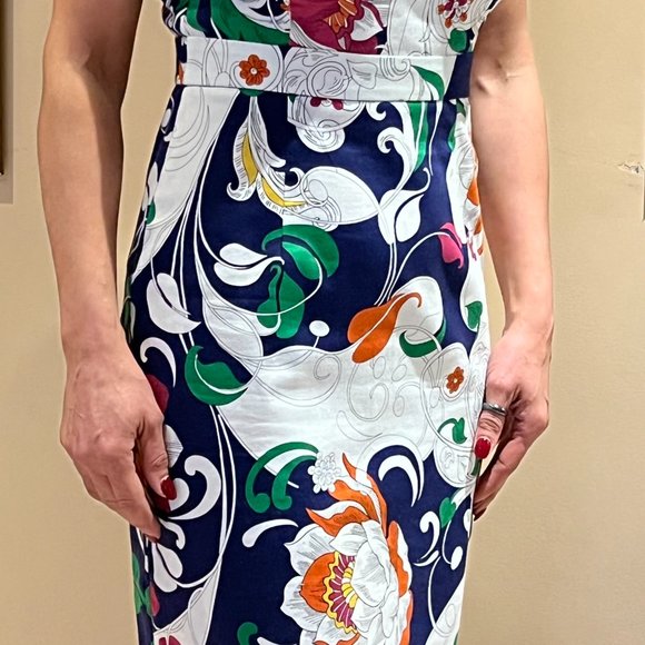 Summer dress - Picture 2 of 4